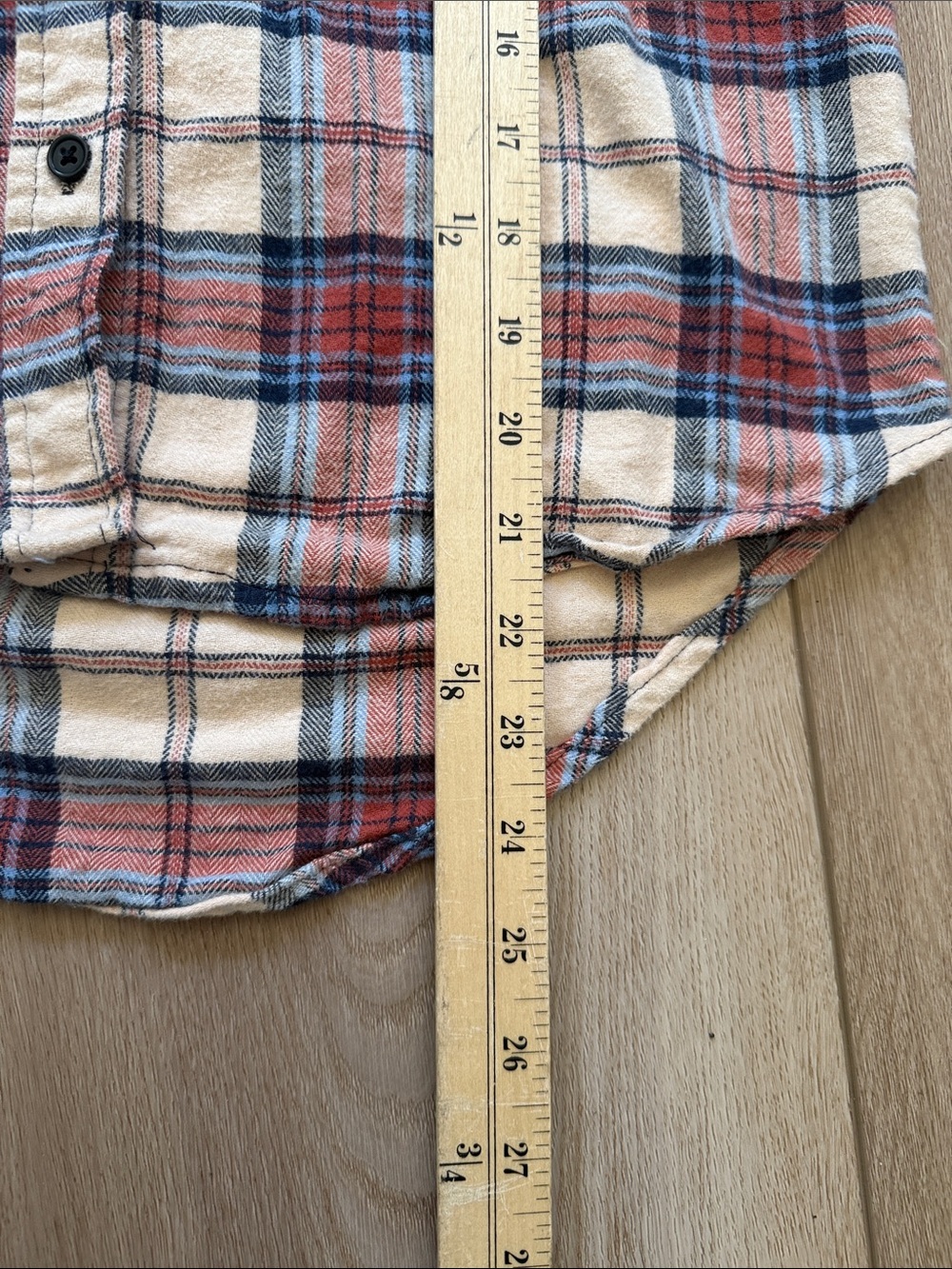 Stoic Women's Cream & Red Plaid Button-Down Shirt - Picture 6 of 9